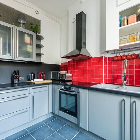 Апартаменты Guestready - T2 - 10Min Part Dieu - Spacious Apt Лион Экстерьер фото